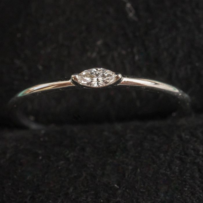 Pierścionek z diamentem białe złoto 14kt/585