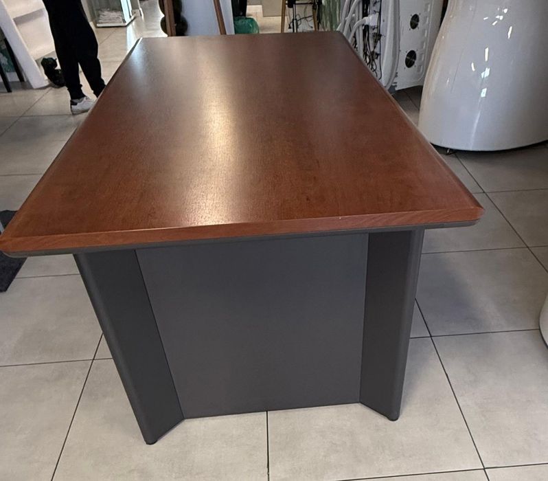 Biurko prezesa masywne