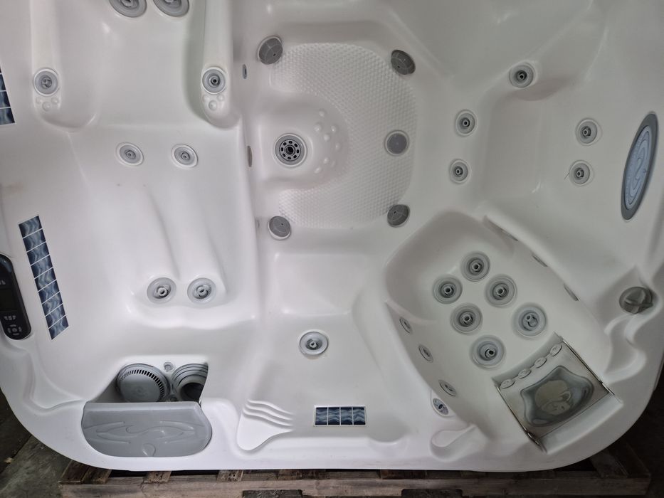 Jacuzzi ogrodowe używane 6️⃣ osobowe Dimension One
