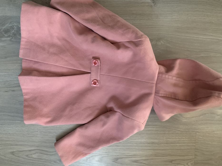 Пальтішко на дівчинку 92