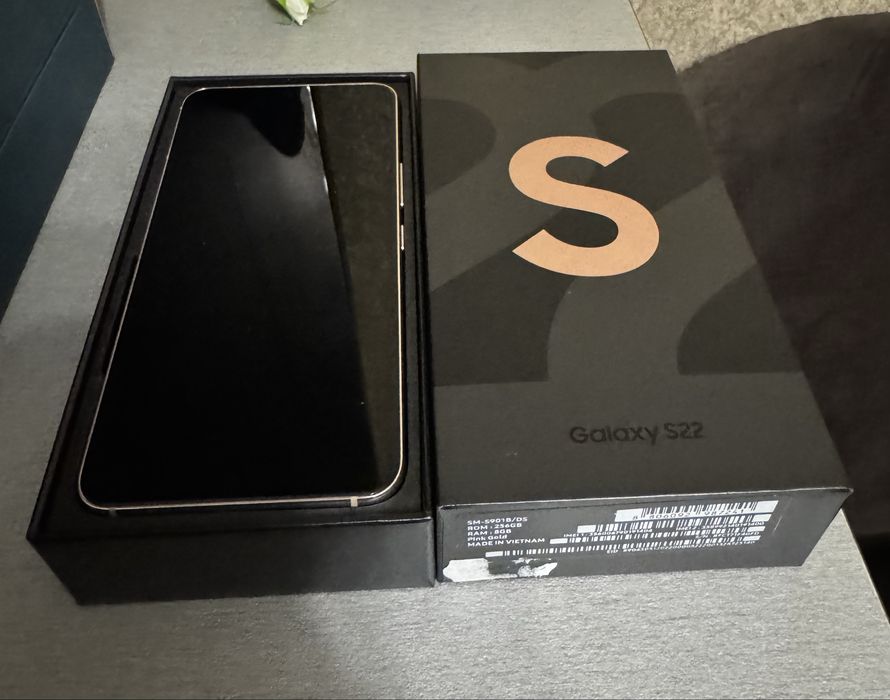 Samsung Galaxy S22 256Gb