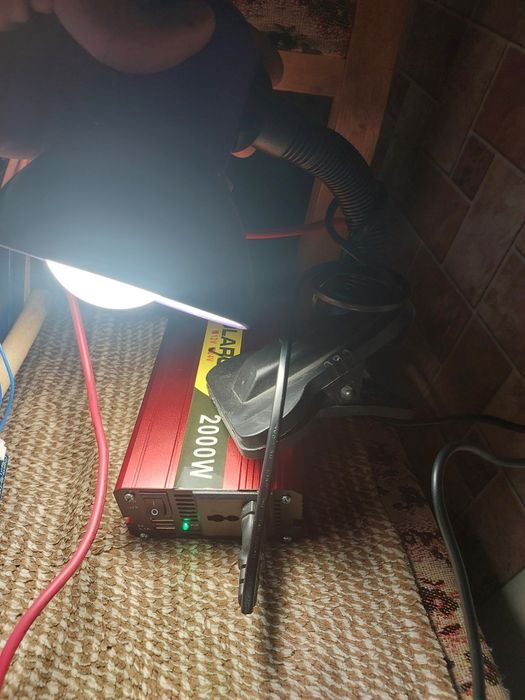 Інвертор Solaroll 2000w новий.