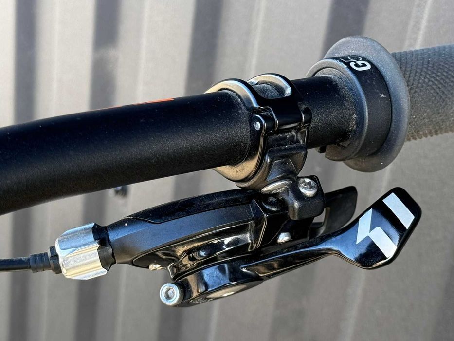 Canyon Sender  CARBON