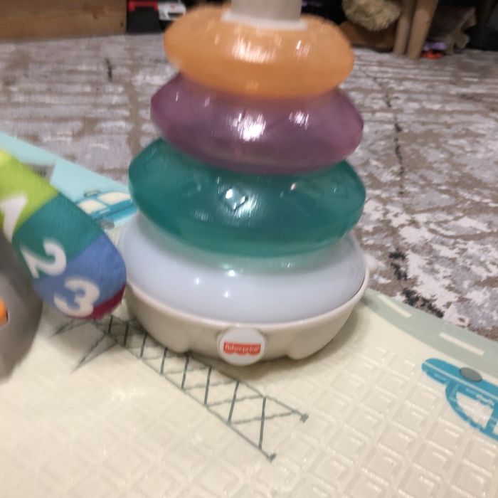 Інтерактівні іграшки Fisher price і інщі