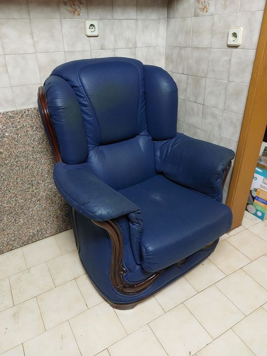 Sofá cama e poltrona