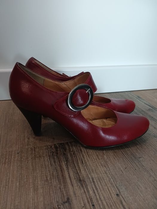 Bordowe czółenka rozm. 38