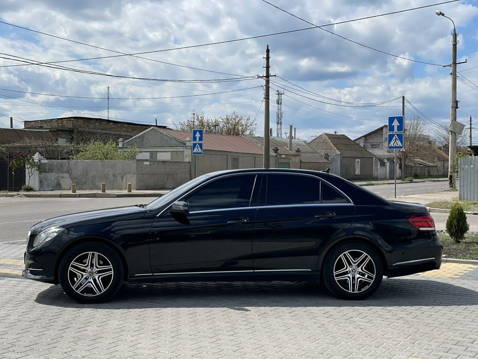 Продам Mersedes E250 CDI 2.2 дизель повний привід 2013 рік