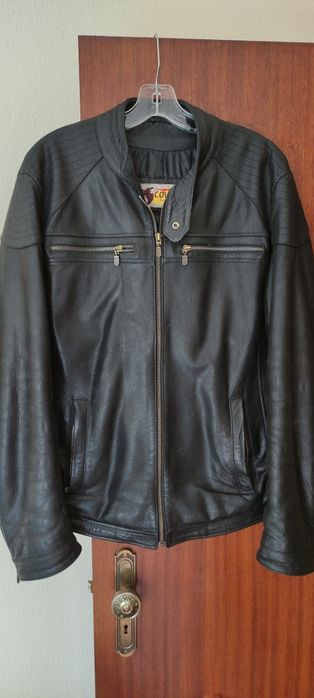 Casaco  em pele pouco uso