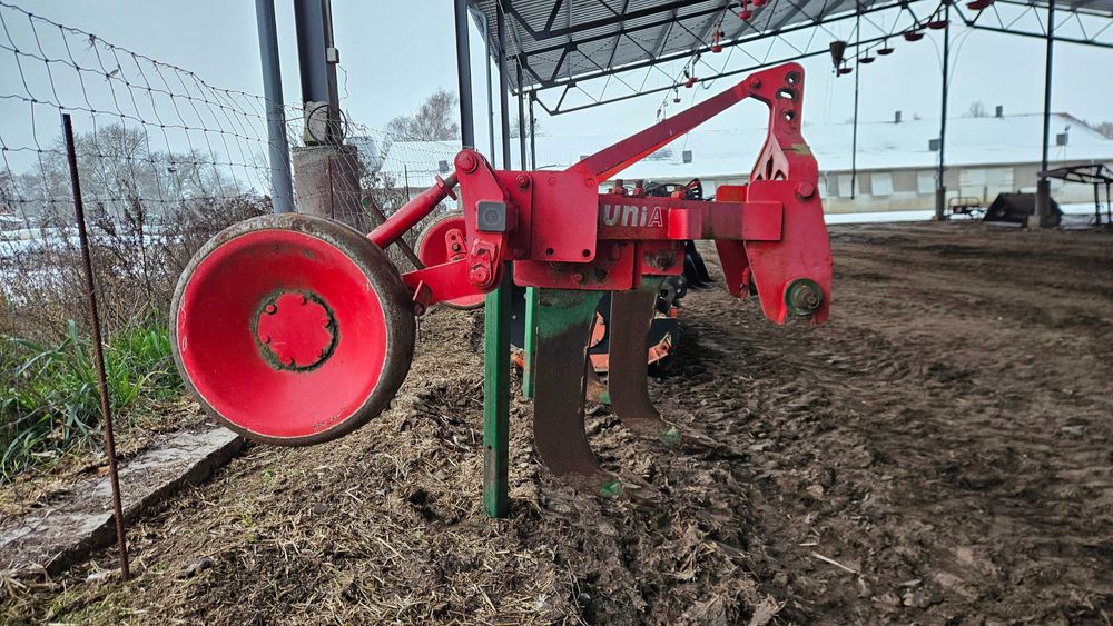 Głębosz Unia Kret 3 łapy