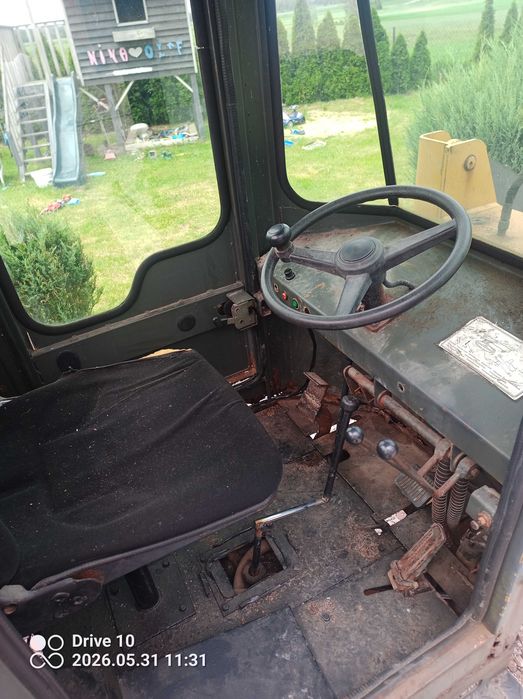 Mini ladowarka ładowacz 1000 kg udzwigu zamiana na mini koparka