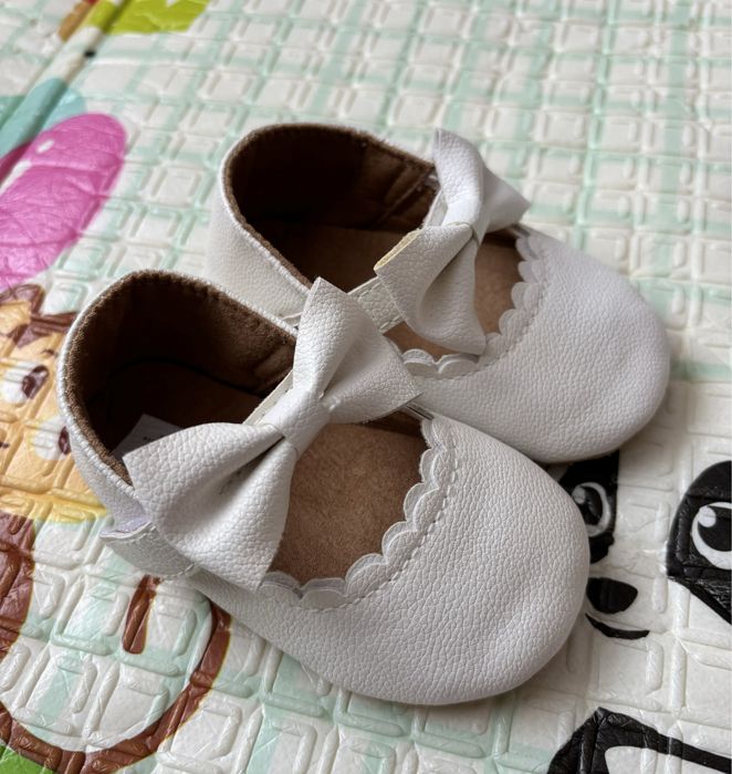 Святкові туфельки-пінетки з бантиком