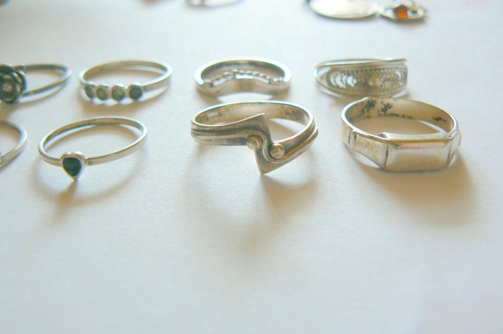 Stare pierscionki ze srebra-zestaw az 6 sztuk