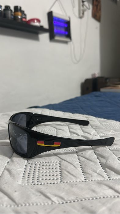 Oakley Hijinx original