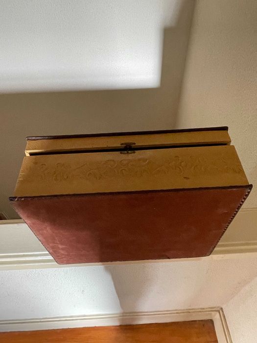 Caixa de arrumação Antiga64750961697666123