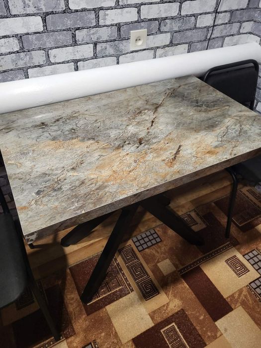 Кухонные столы с керамогранита