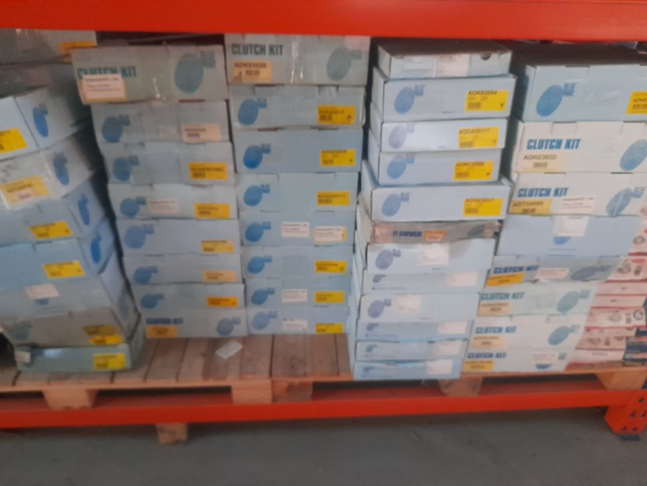 Amortecedores e kits de embraiagem etc