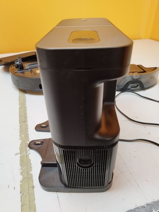 Robot sprzątający shark rv2600lfeu