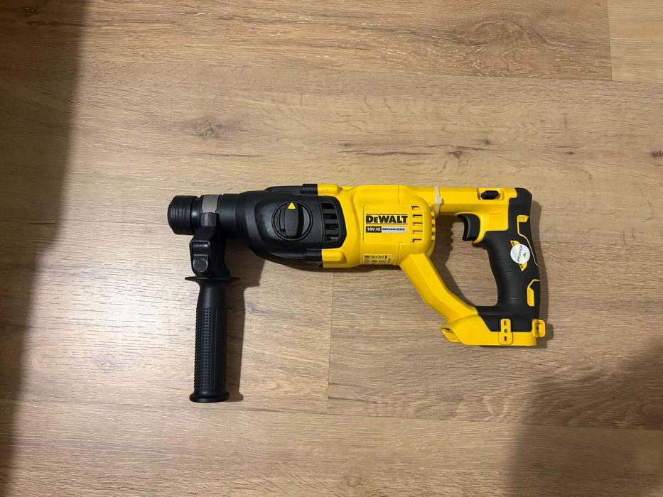 Martelo DEWALT 18V 2.6J BAT4AH