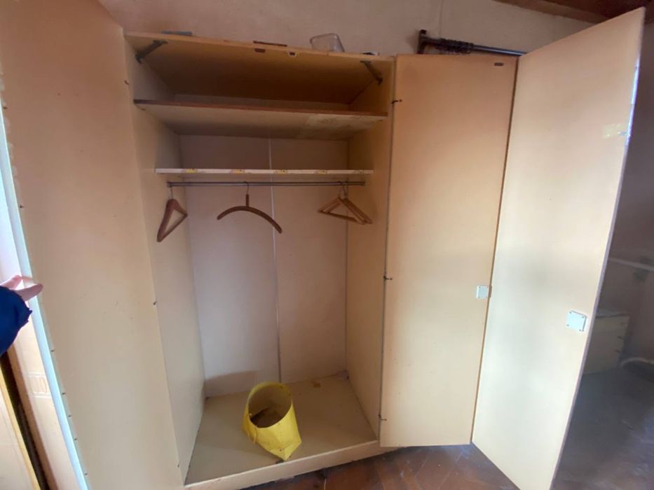 Віддам стару шафу