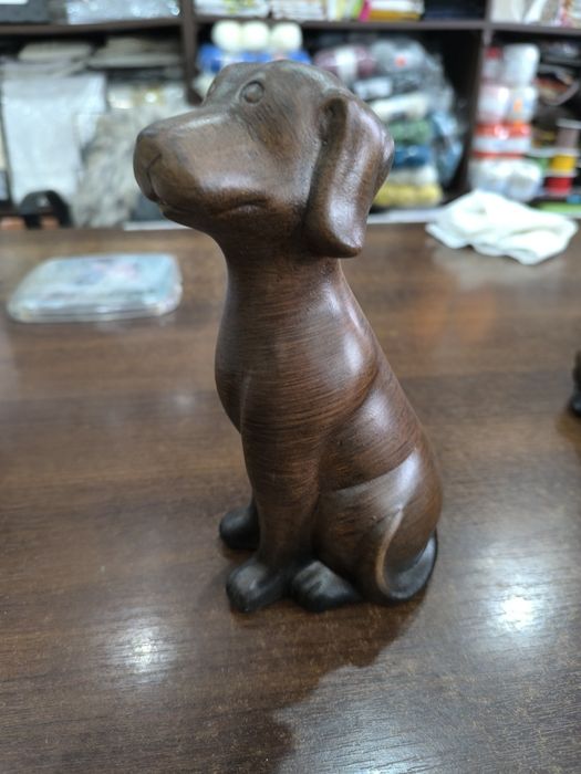 Ceramiczna figurka psa