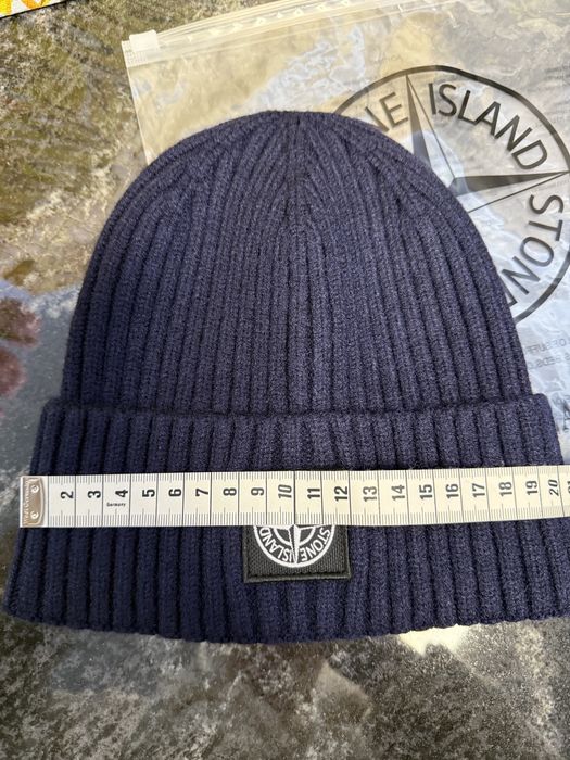 Шапка Stone Island