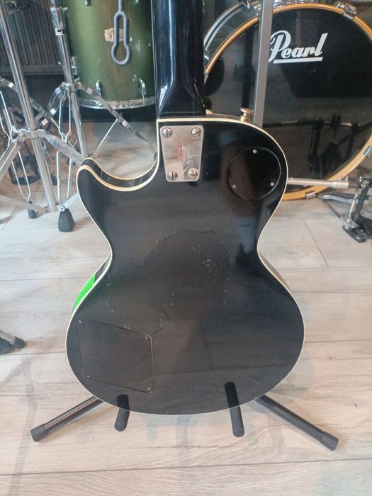 Gitara basowa Diamant
