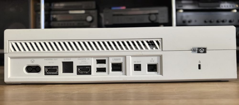 Ігрові консолі XBOX One Console