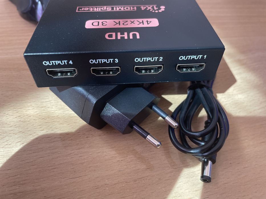 HDMI-compatible Splitter 1x4, Сплітер