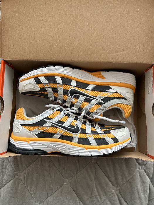 Кросівки NIKE P-6000