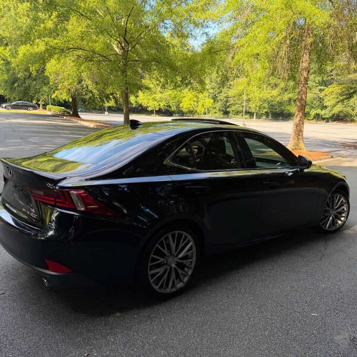 Lexus IS 300      2016