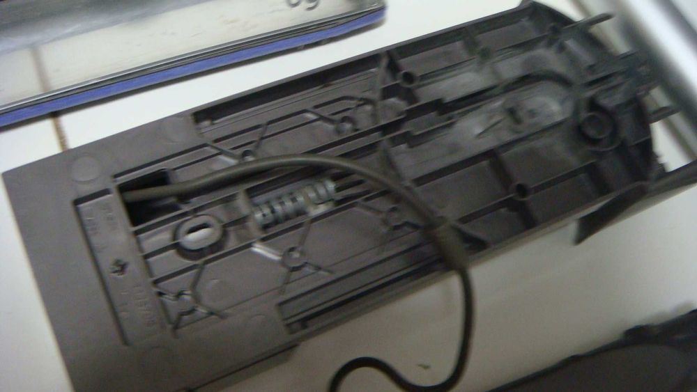 Аккумуляторный пылесос Dyson v6