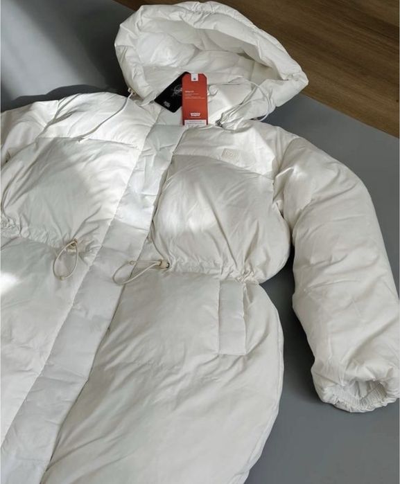 Куртка пуховик Levis