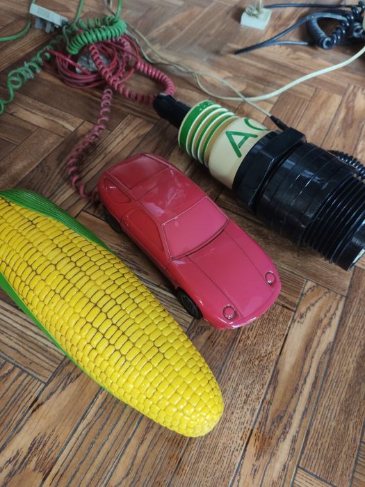 Продам телефоны оригинальные