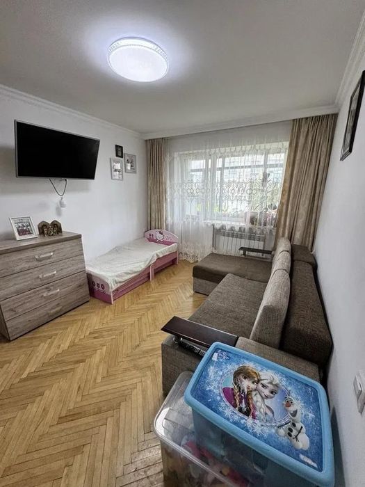 Продаж 2 кімнатної затишної квартири вул Івана Рубчака 6 - View 3