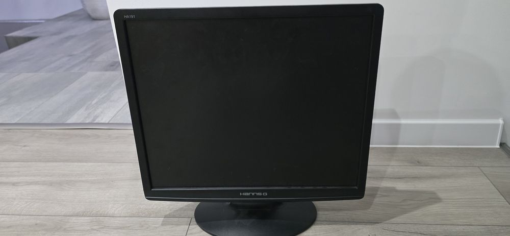 Monitor hsg 1097 19 cali