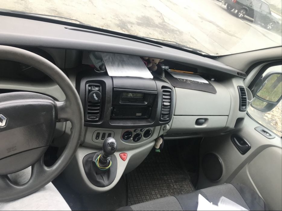 Рено трафик 2 100 супер машинка