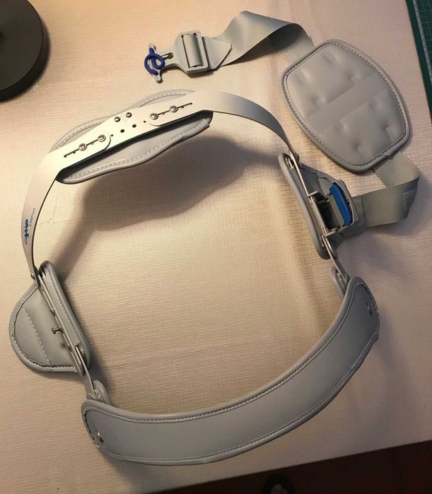 Ortótese - colete de alumínio para fraturas vertebrais