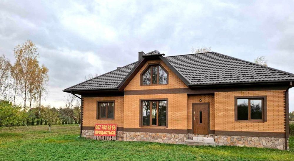 Продам будинок в с. Жидичин