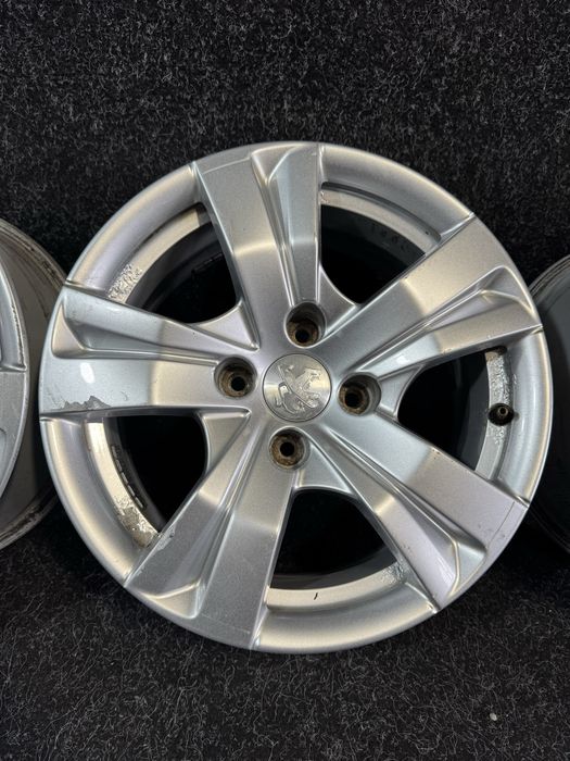 Диски Б/У 6.5R16 5x114.3 ET20 Dia65.1 4x108 Pegout