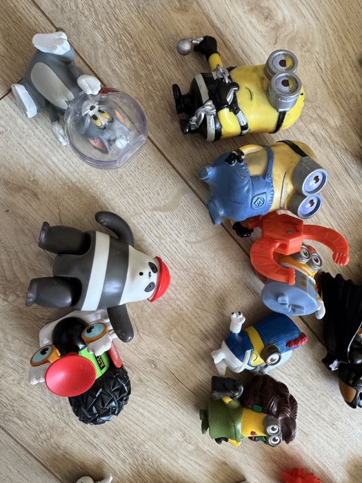 Іграшки макдональдз