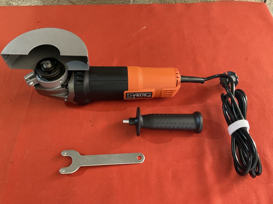 Rebarbadora BLACK+DECKER