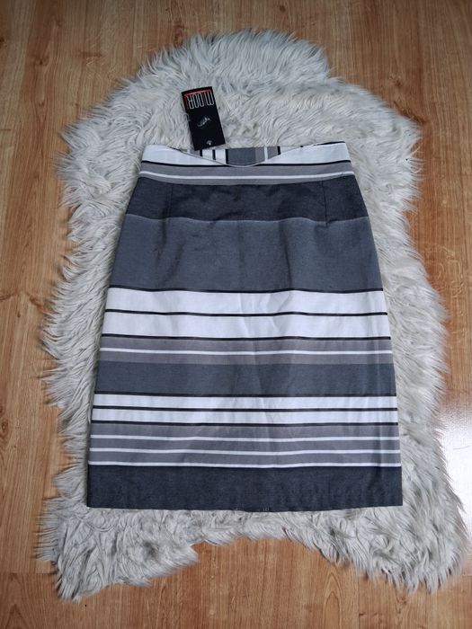 Nowa z metką elegancka spódnica damska rozmiar S 36