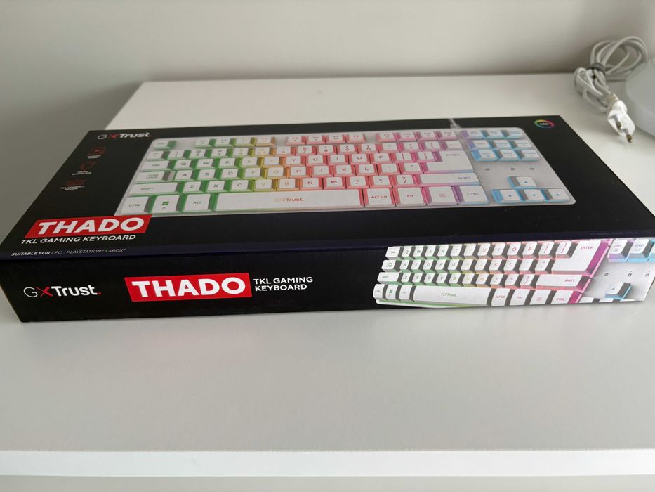 GXT 833 Thado Teclado TKL com iluminação