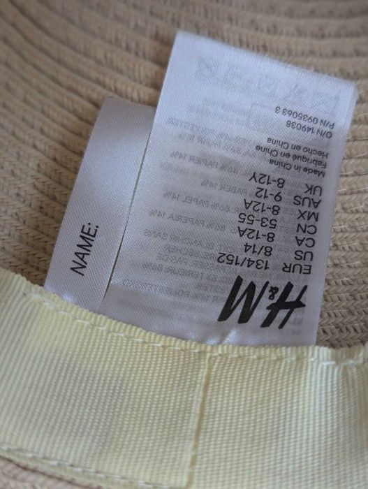 Модний капелюшок для дівчинки