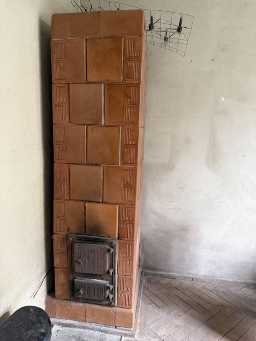 Piec kaflowy elektryczny do rozbiórki