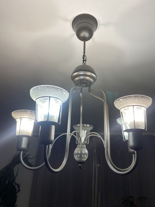 Piekna lampa sufitowa,żyrandol-5 ranienna