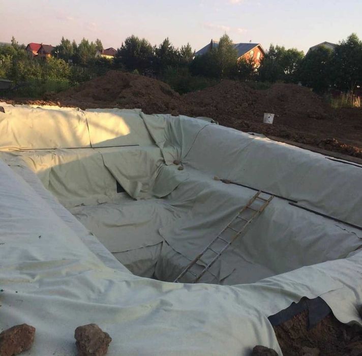Продам гідроізоляційну плівку для ставків і озер