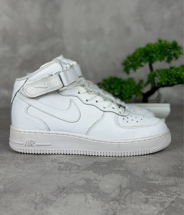 Кроссовки Nike Air Force 38,5