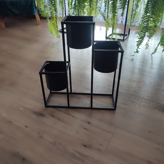 Stojak loftowy na 3 doniczki