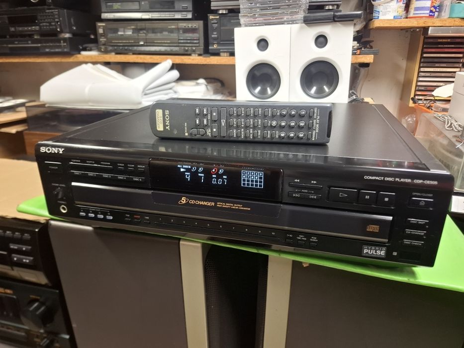 Zmieniarka Sony CDP-CE505 pilot
